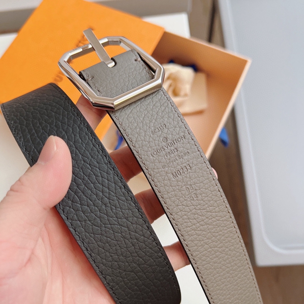 ルイヴィトンベルト素材ディテール